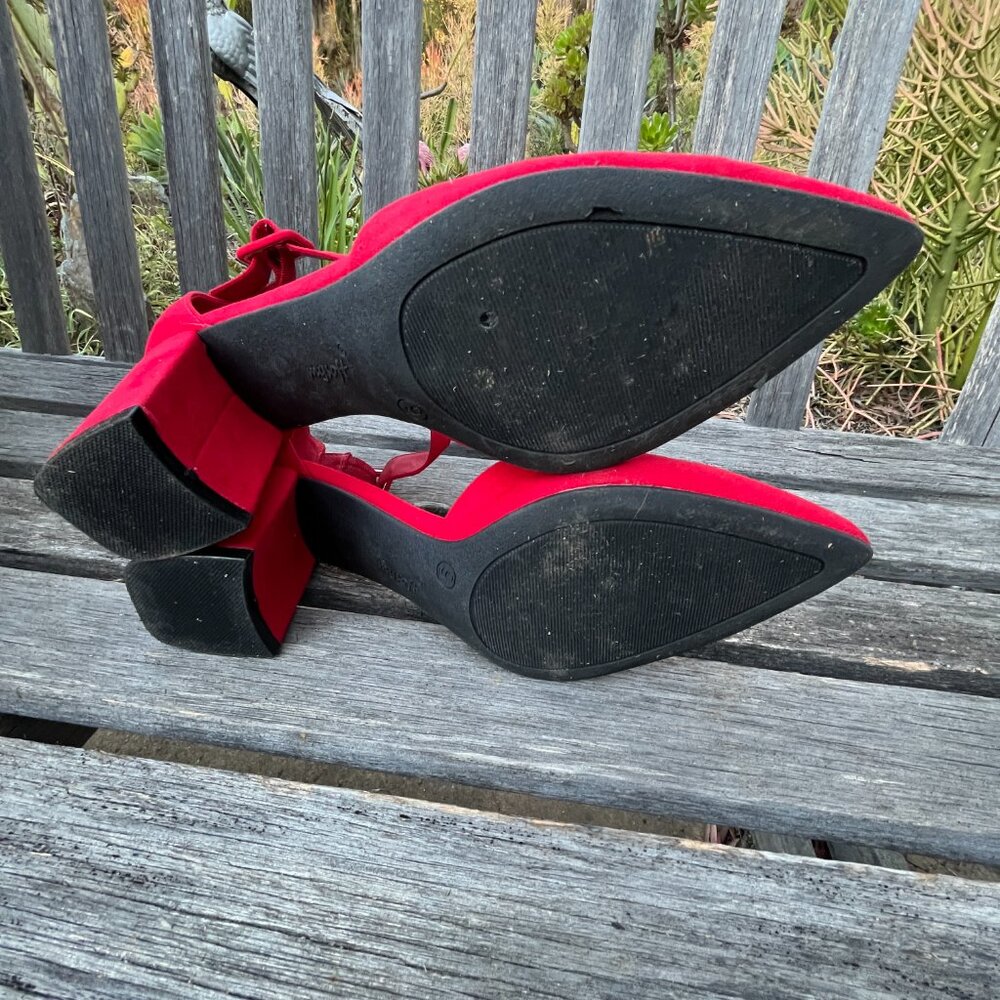 My Soft Women's Heel Ankle Strap Closed Toe New Red Chunky Shoes, Size 9 - Picture 9 of 15